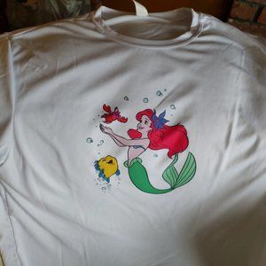 Photographic image on T-shirt